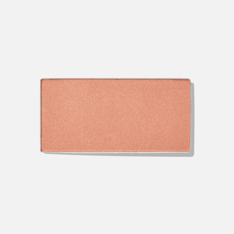A pan of Mary Kay Chromafusion Highlighter in shade Honey Glow.